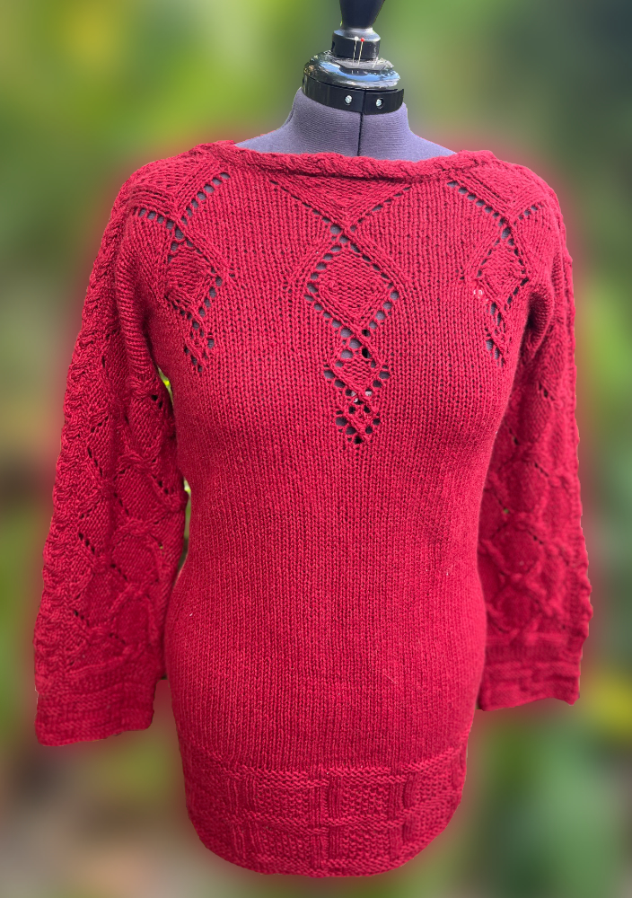 Pullover Schapulero mit Loch- und Zopfmuster | Einzelanleitung | Wolle Starwool Linie 4  | Stricken | Sylvie Rasch