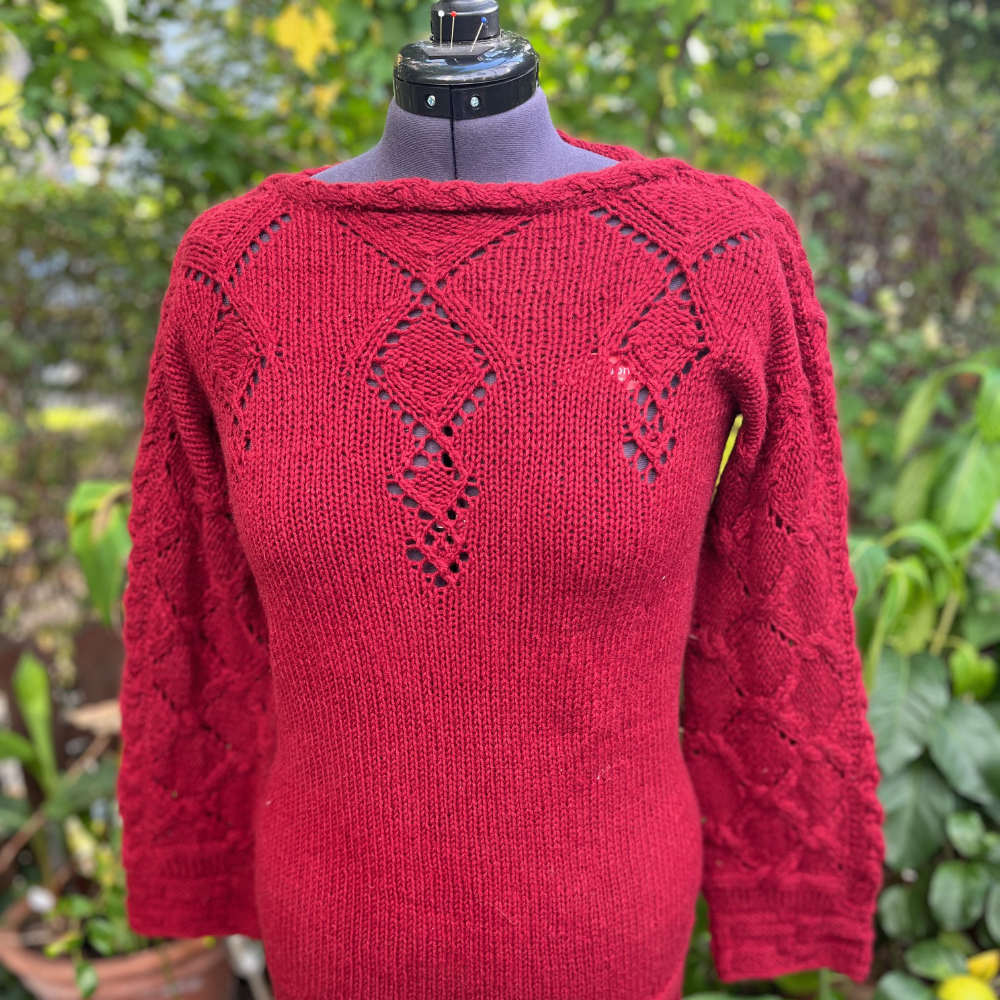 Pullover Schapulero mit Loch- und Zopfmuster | Einzelanleitung | Wolle Starwool Linie 4  | Stricken | Sylvie Rasch