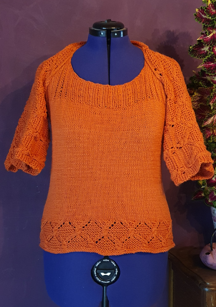 Pullover Schapulero mit Loch- und Zopfmuster | Einzelanleitung | Wolle Starwool Linie 4  | Stricken | Sylvie Rasch