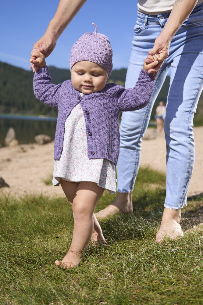 Jäckchen mit Strukturmuster | Anleitungsheft | Wolle Baby Cotton  | Stricken | Pro Lana